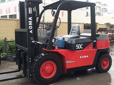 恭喜今日銷售部又出一單！廈工5.0T叉車壹臺